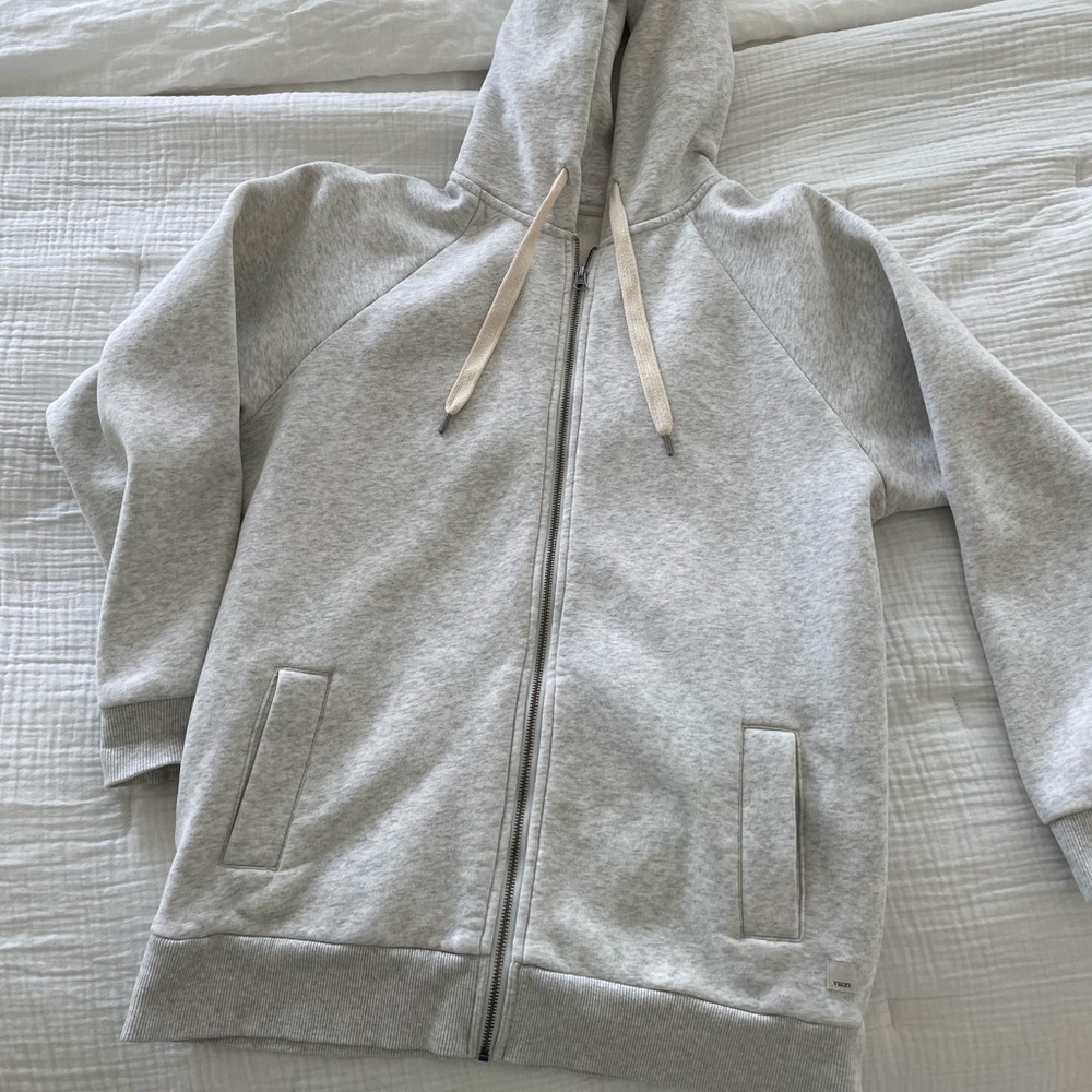 Vuori Restore Sweatshirt size Small